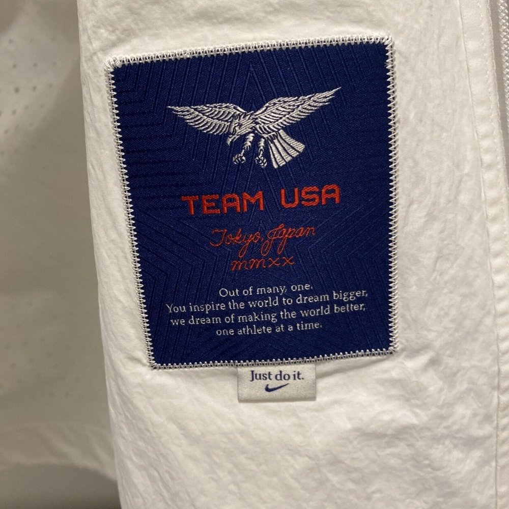 $450 MEN S M L XL Nike Team USA Windrunner Medal Stand Jacket Olympic CK4552-100 - Picture 9 of 11